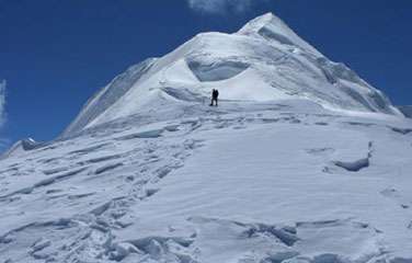 Chulu West Peak Climbing